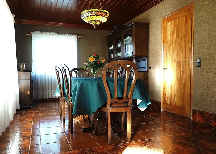 Flor Do Monte * Lagoa