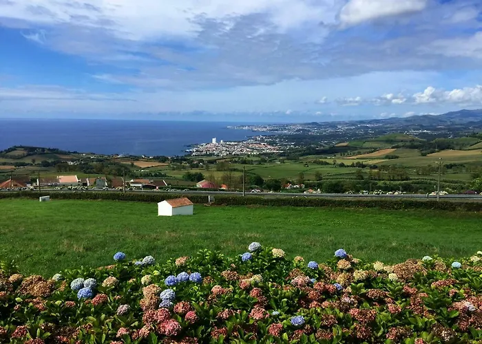 Flor Do Monte Nyaraló Lagoa