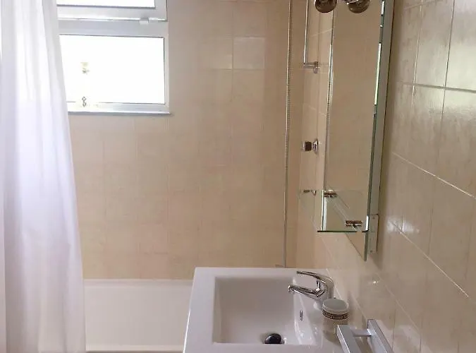 Flor Do Monte Nyaraló Lagoa