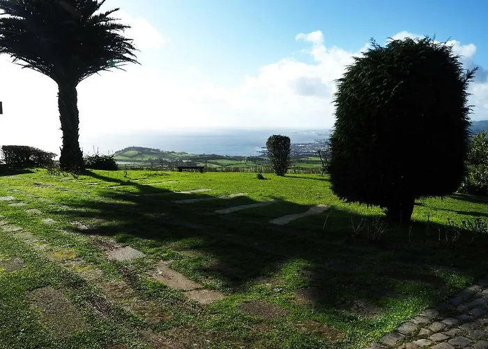 Flor Do Monte Nyaraló